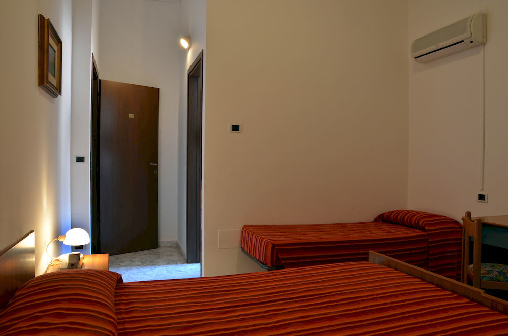 Roma Hotel Pineto Ngoại thất bức ảnh